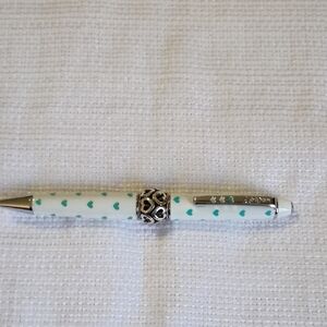 Brighton White and Green Heart Pen
